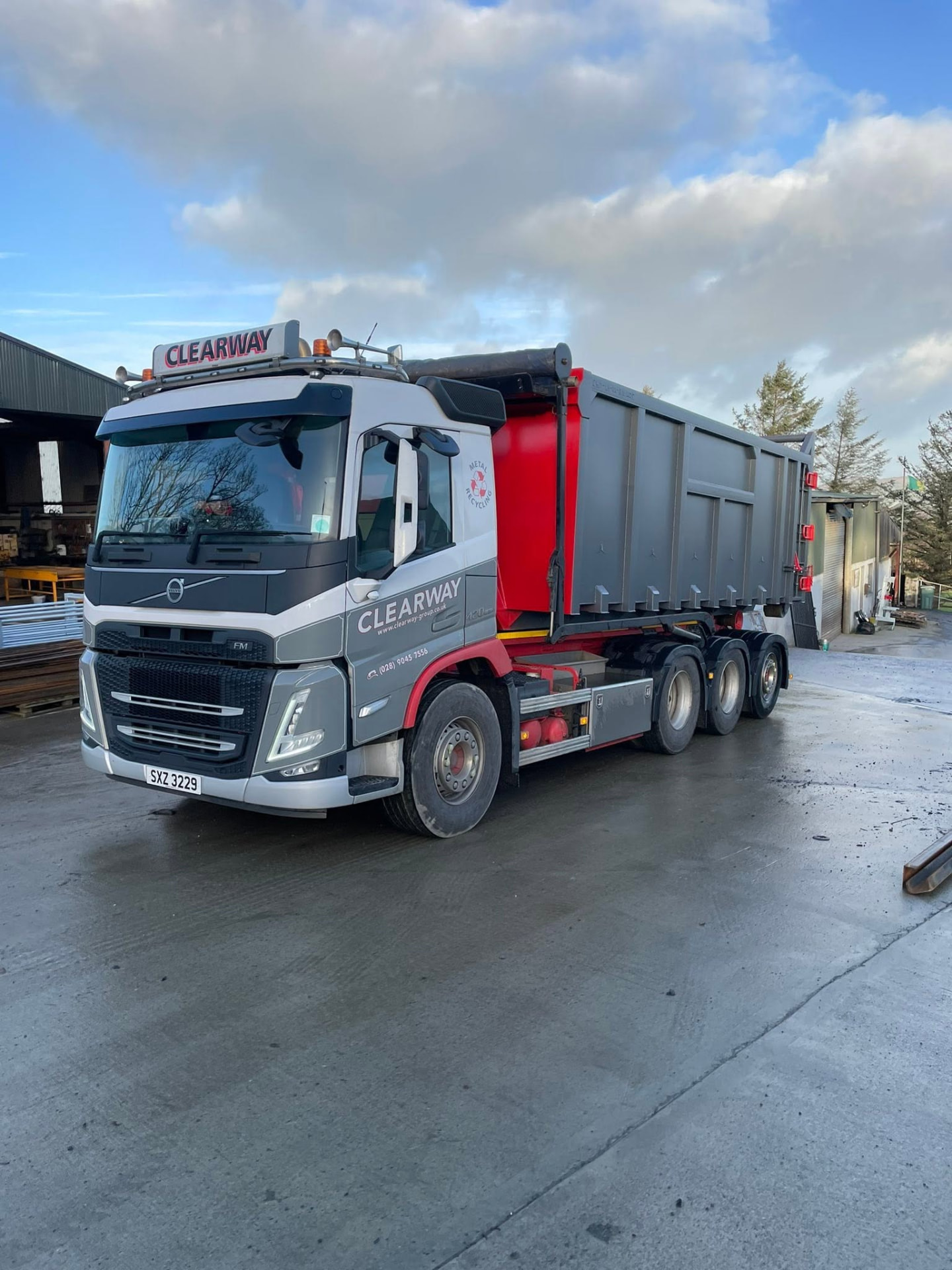 Roll-On Roll-Off Body Skips